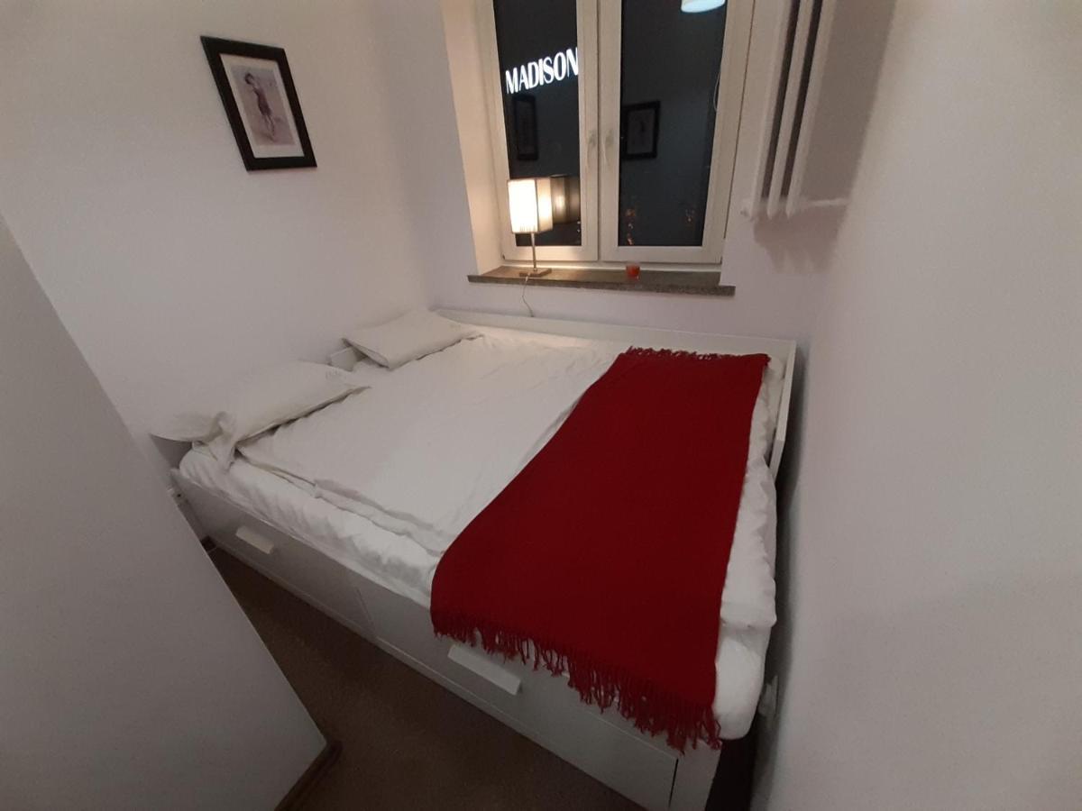 Elite Apartments Rajska One City Center Гданск Екстериор снимка